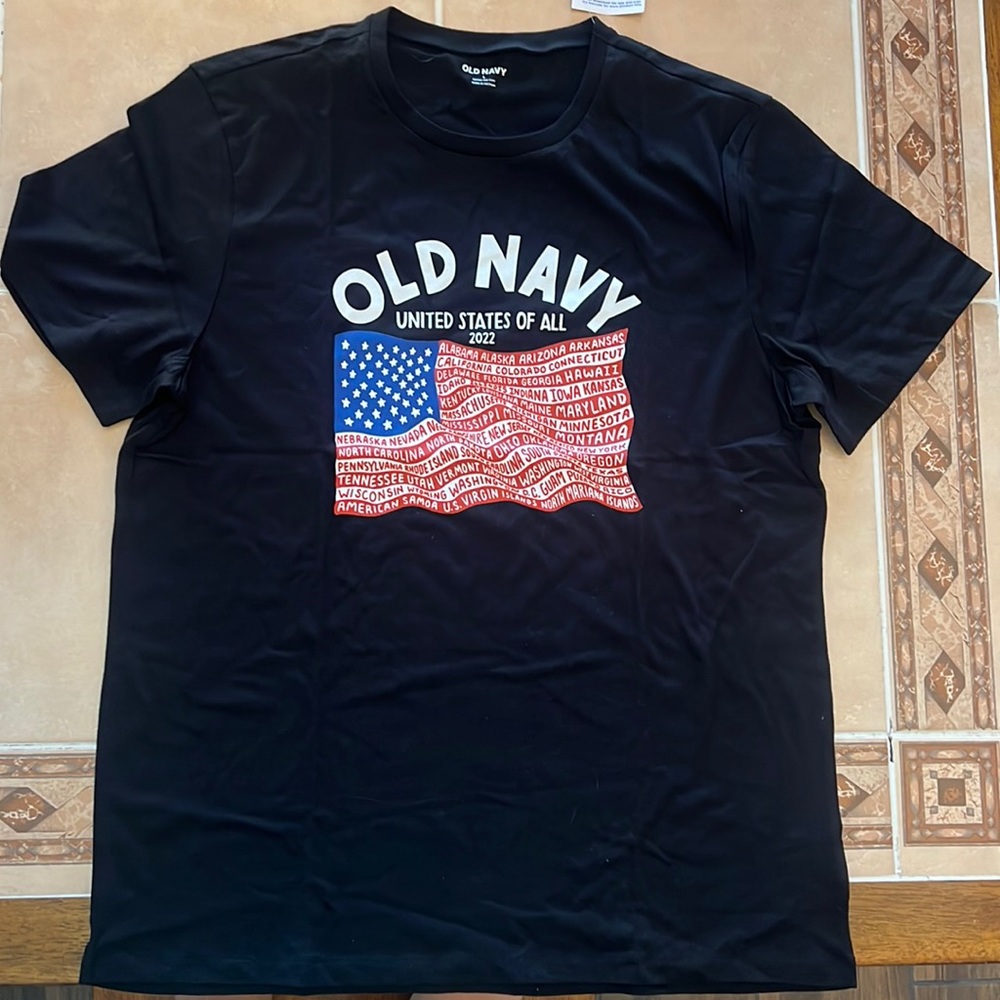BRAND NEW Old Navy flag shirt!!
